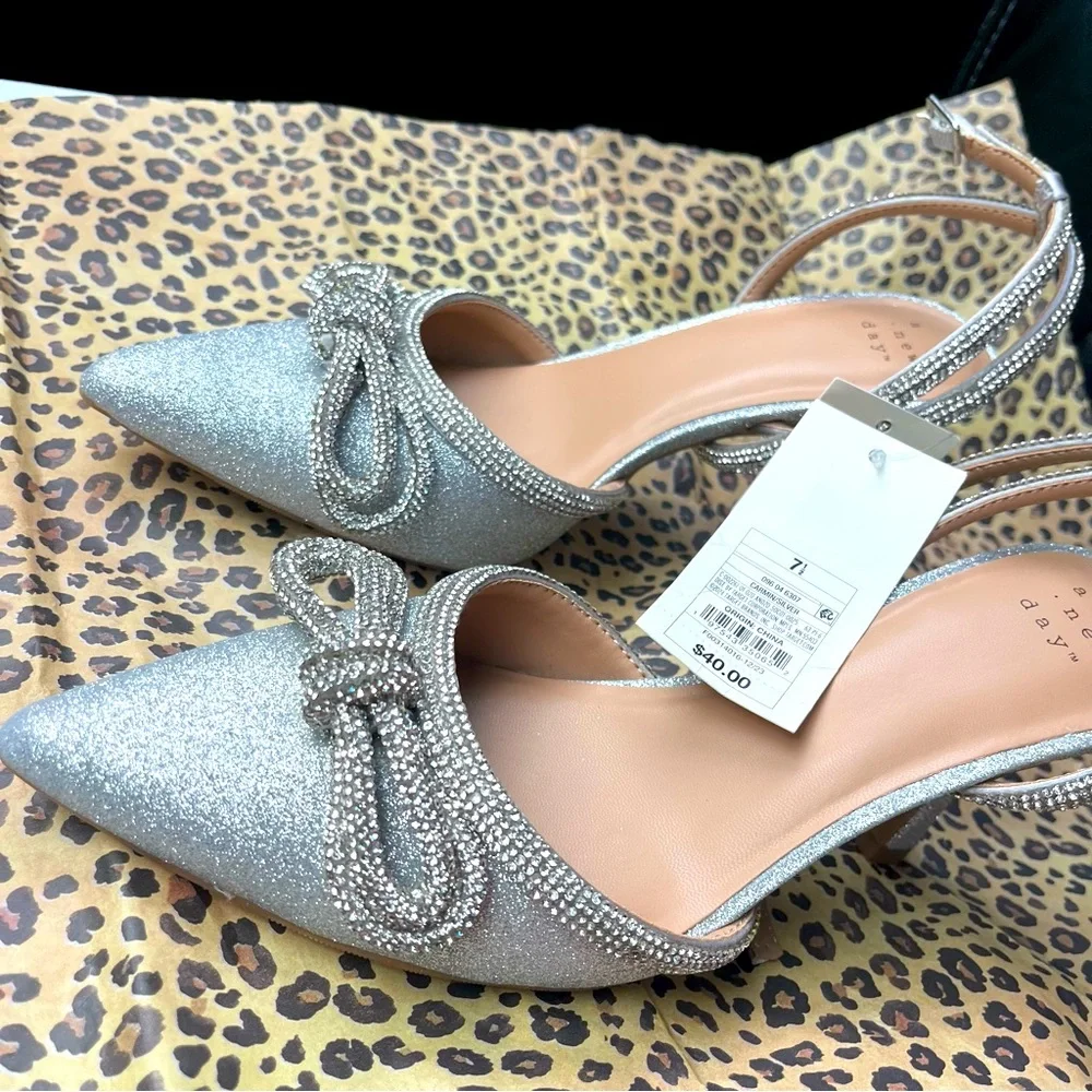 NEW Rhinestone Heels - Picture 5 of 9